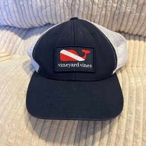 Vineyard Vines hat